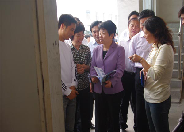 江苏省副省长视察本厂