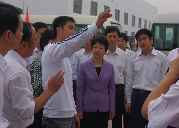 江苏省副省长视察本厂